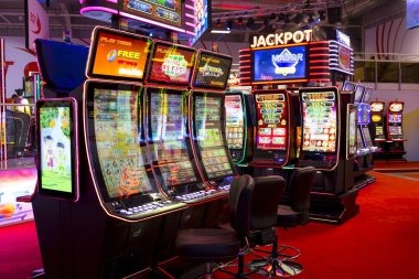 Sweet Bonanza slot with cascading wins